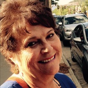 Meet your Posher, Carol